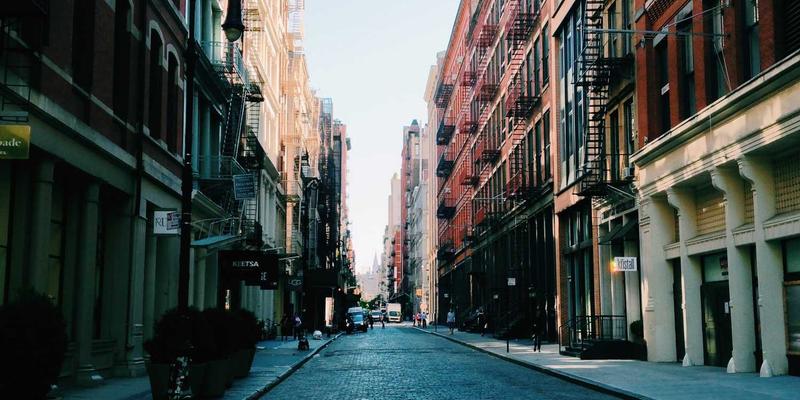 从田间到餐桌的精准革命：智能水肥一体化如何重塑农产品电商的“新鲜”与“有机”